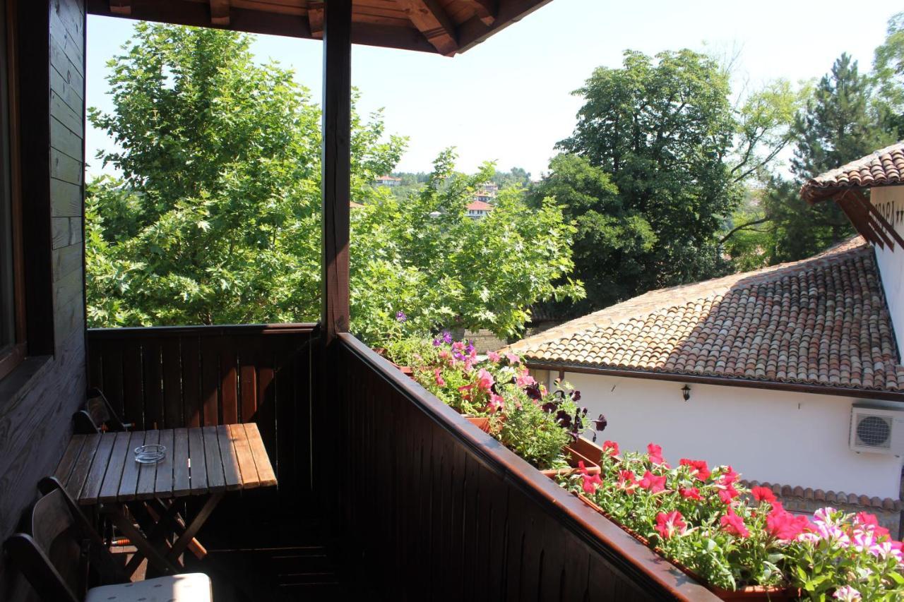 Hotel Izvora - Garden Retreat Arbanasi Exteriör bild