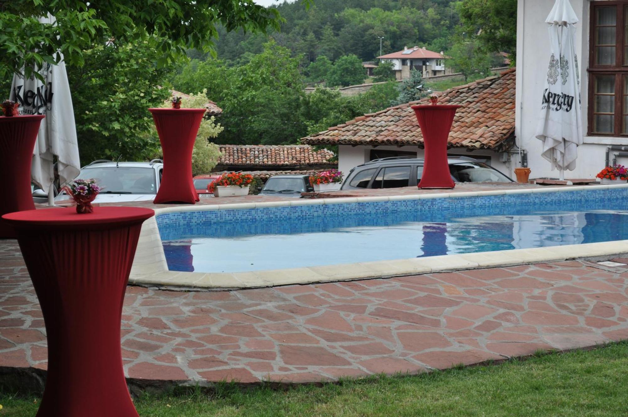Hotel Izvora - Garden Retreat Arbanasi Exteriör bild