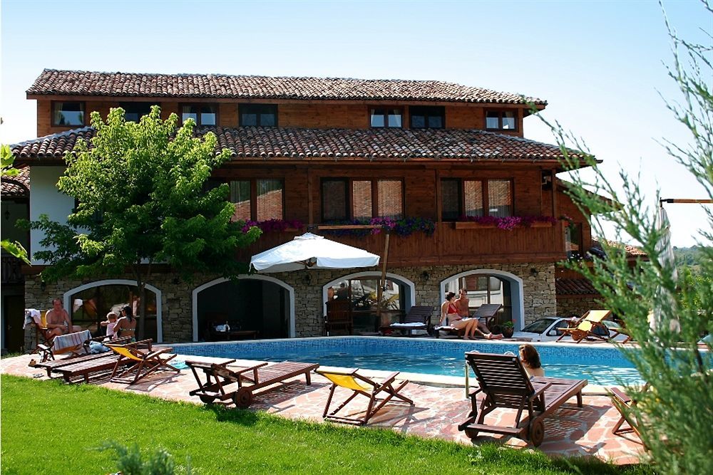 Hotel Izvora - Garden Retreat Arbanasi Exteriör bild