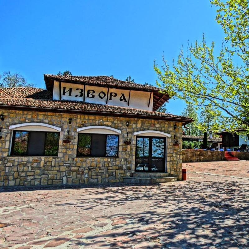 Hotel Izvora - Garden Retreat Arbanasi Exteriör bild